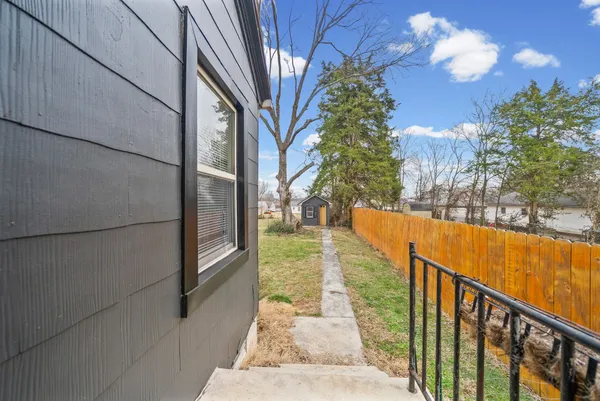 $138,000 | 2736 Nelson Drive, Hopkinsville, KY 42240