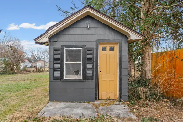 $138,000 | 2736 Nelson Drive, Hopkinsville, KY 42240