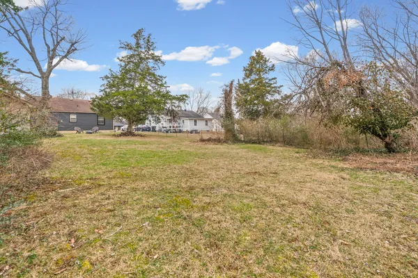 $138,000 | 2736 Nelson Drive, Hopkinsville, KY 42240