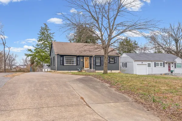 $138,000 | 2736 Nelson Drive, Hopkinsville, KY 42240