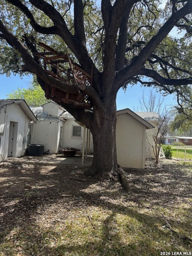 844 Laurel Street Uvalde, TX 78801 - Photo 16 of 17