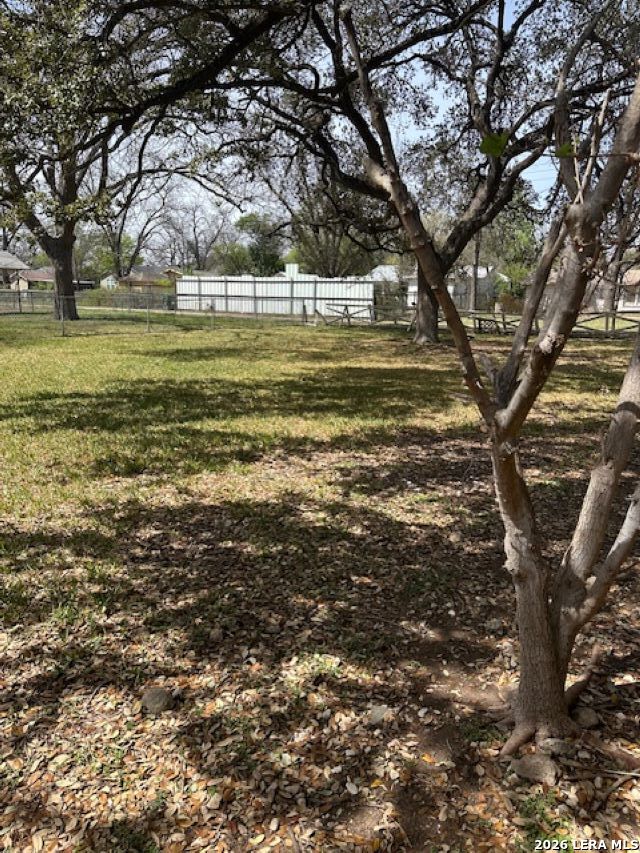 844 Laurel Street Uvalde, TX 78801 - Photo 28 of 28