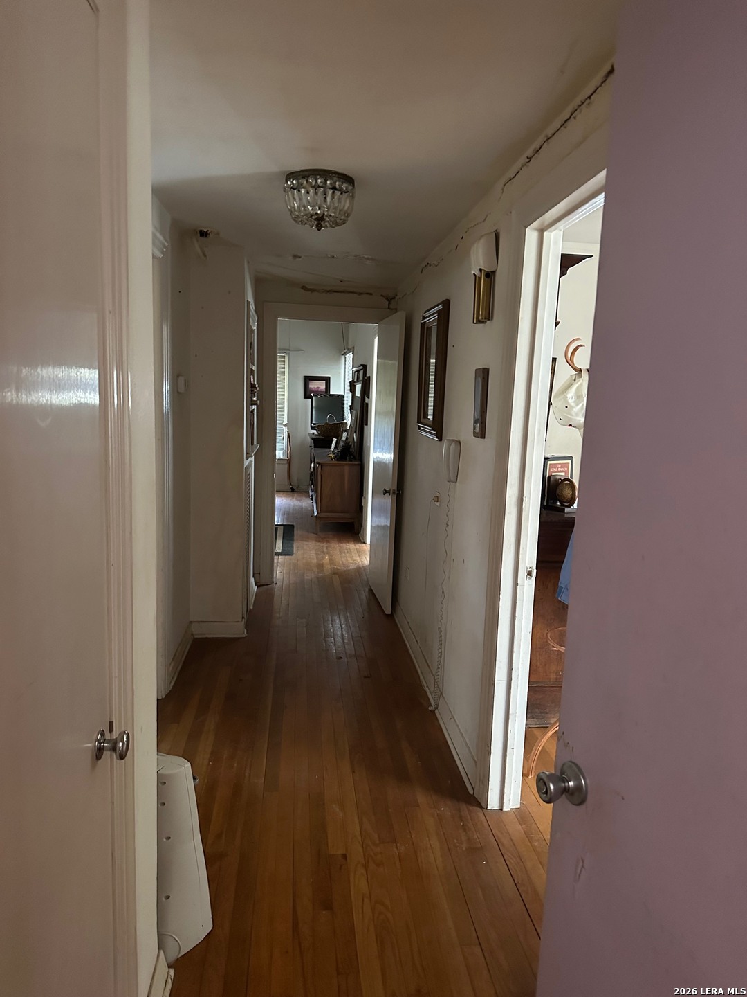 844 Laurel Street Uvalde, TX 78801 - Photo 8 of 17