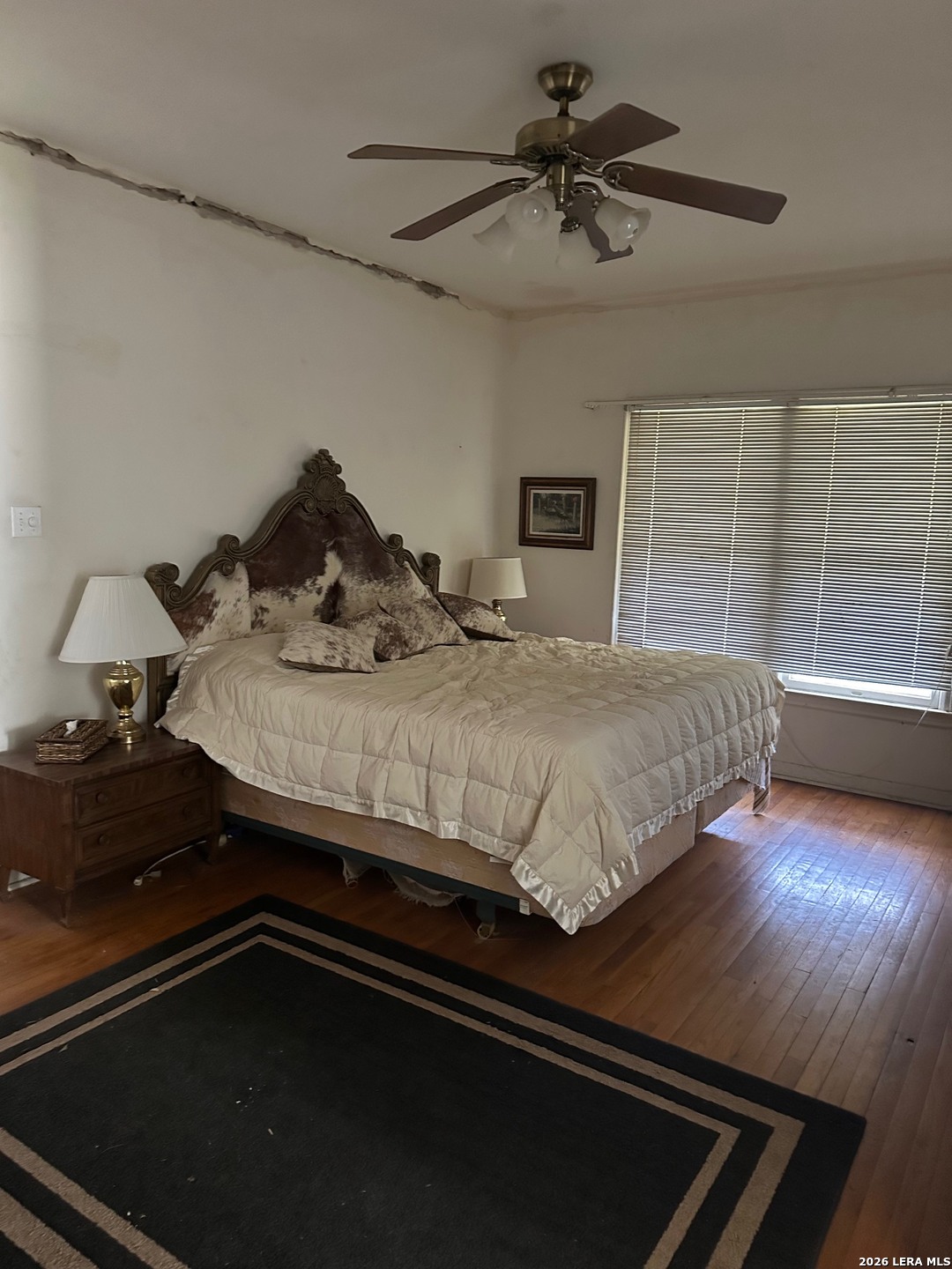 844 Laurel Street Uvalde, TX 78801 - Photo 9 of 17