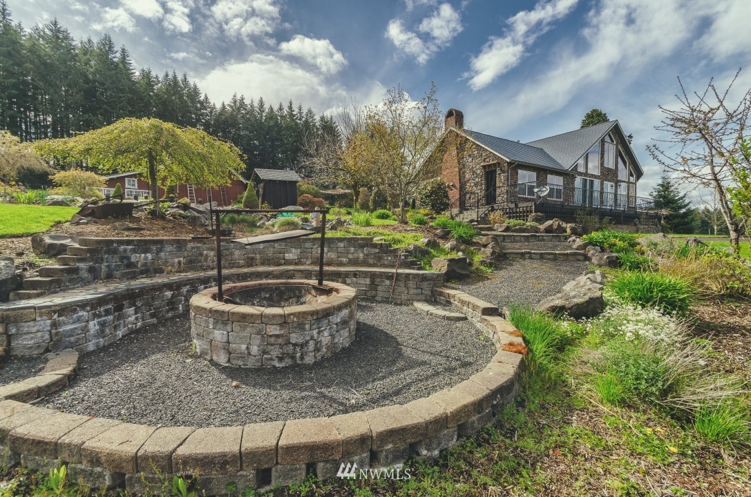 243 Macronovic Road Chehalis, WA 98532 - Photo 1 of 24