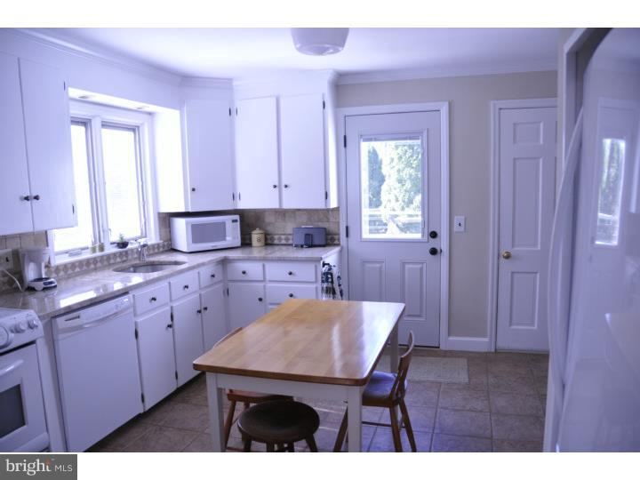 1520 Makefield Road Yardley, PA 19067 - Photo 12 of 25 Kitchen