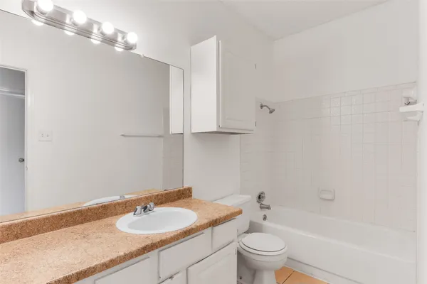 $1,175 | 12166 Metric Boulevard, Unit 279, Austin, TX 78758