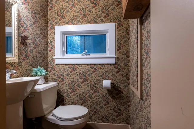 $374,000 | 1163 Baker Turn, Unit 2E, Hartford, VT 05059