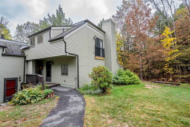 $374,000 | 1163 Baker Turn, Unit 2E, Hartford, VT 05059