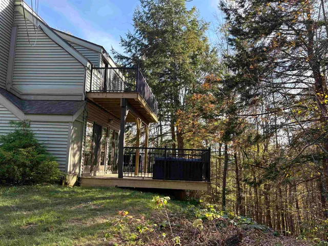 $374,000 | 1163 Baker Turn, Unit 2E, Hartford, VT 05059