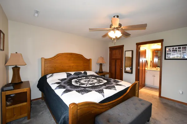 $359,900 | 147 Highlands Circle, Zumbrota, MN 55992