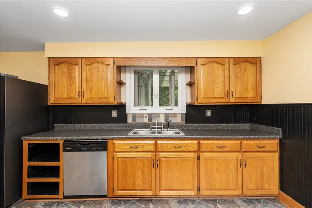 $125,700 | 28 Angelica Street, Almond, NY 14804