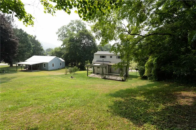 $125,700 | 28 Angelica Street, Almond, NY 14804