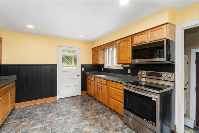 $125,700 | 28 Angelica Street, Almond, NY 14804