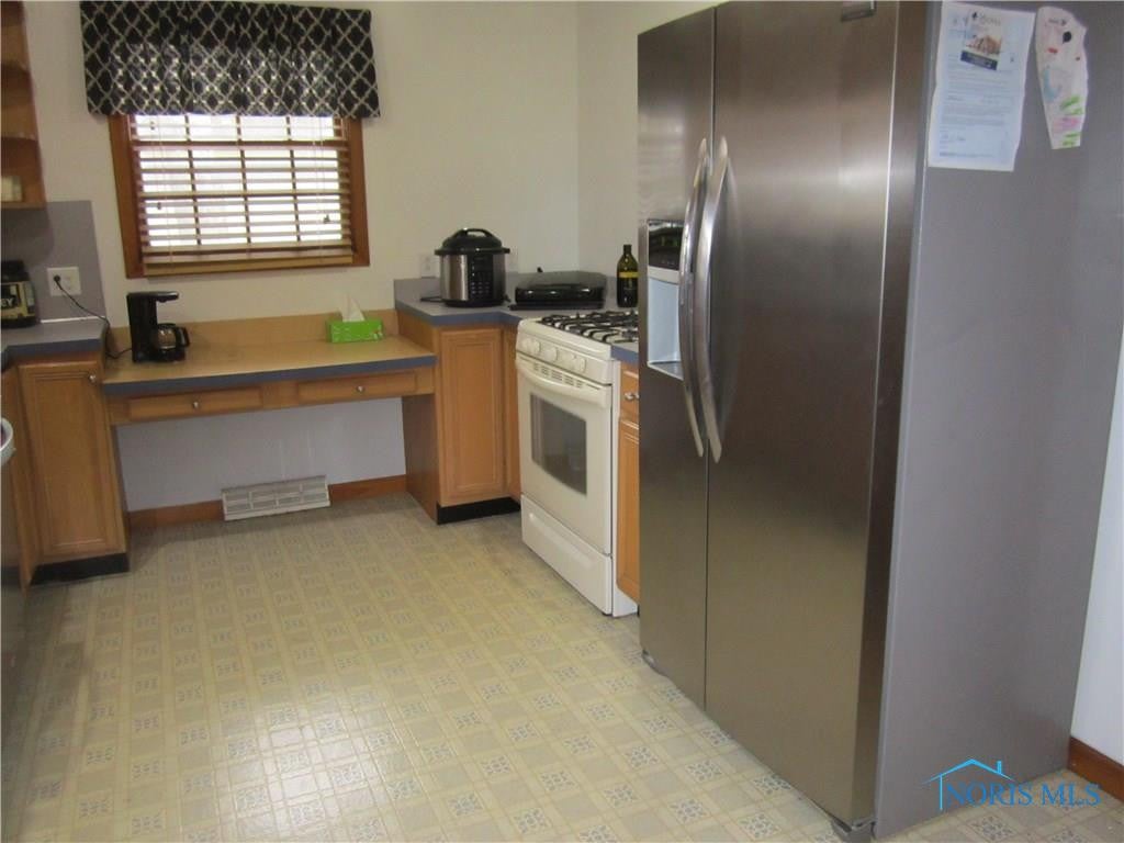 1007 Craig Road Maumee, OH 43537 - Photo 7 of 23 Gallery Image 7