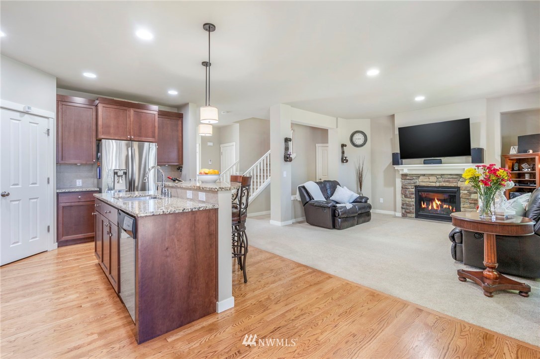 4800 Northeast 3rd Place Renton, WA 98059 - Photo 6 of 21