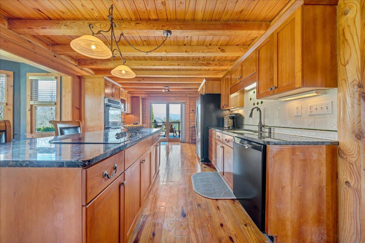 621 Spreading Spring Road Buchanan, VA 24066 - Photo 40 of 100 27-MIB05799