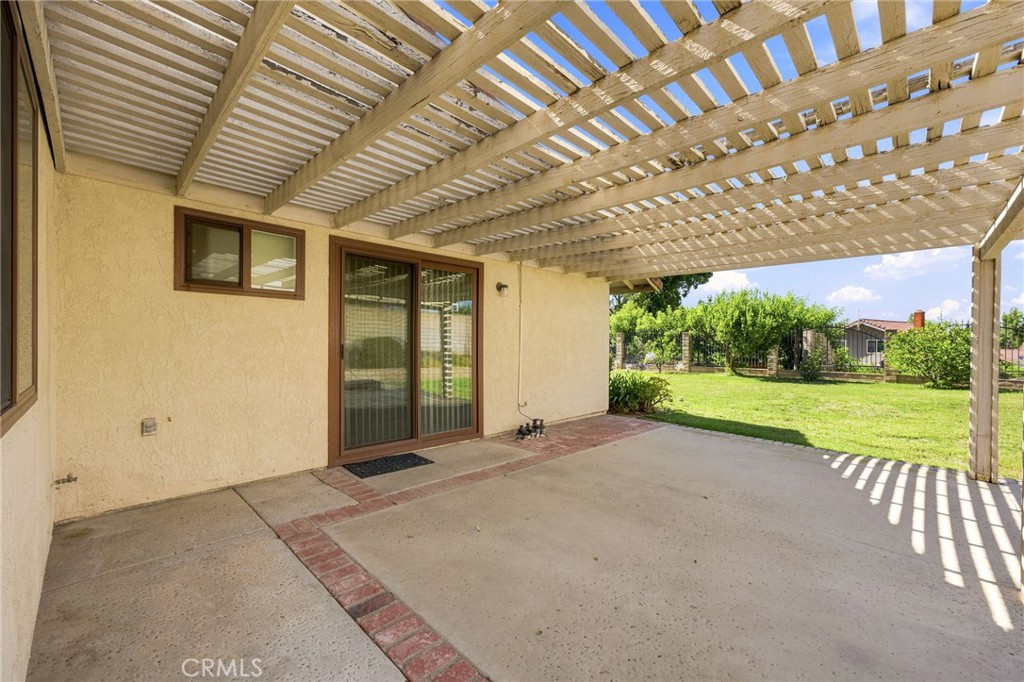 1246 Versailles Circle Riverside, CA 92506 - Photo 34 of 50