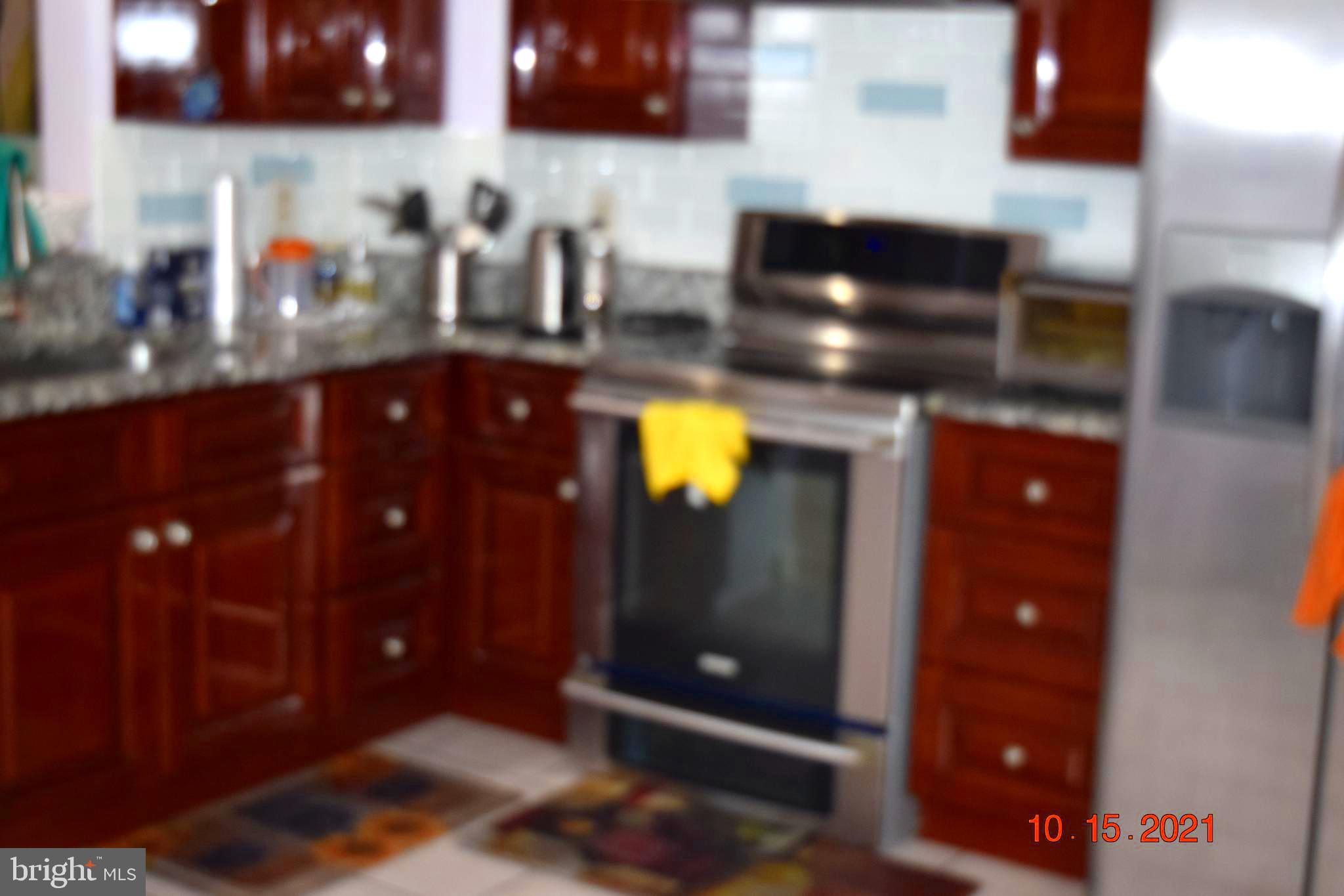 6352 Pendleton Place Centreville, VA 20121 - Photo 7 of 33