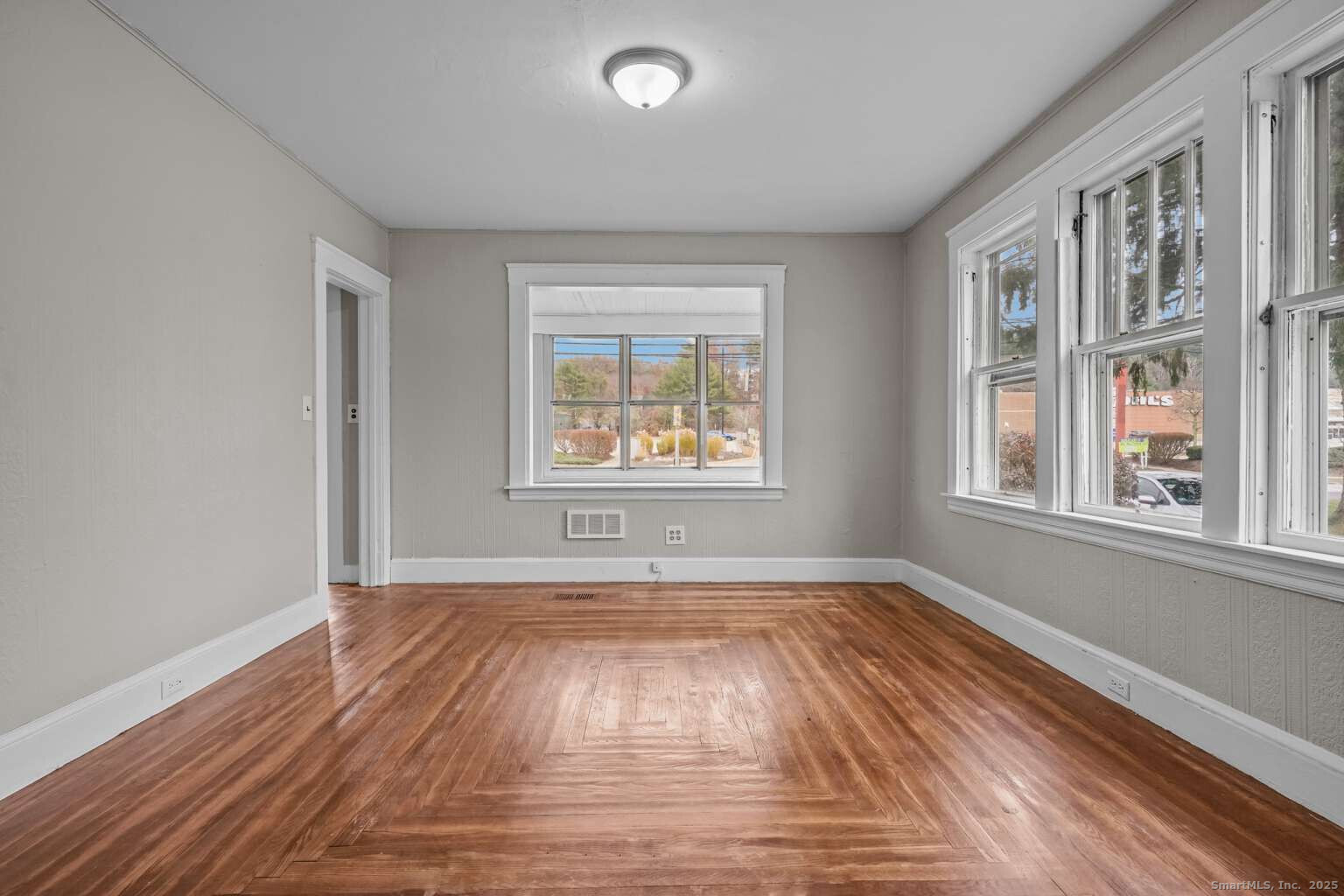 1067 North Main Street Killingly, CT 06241 - Photo 6 of 20