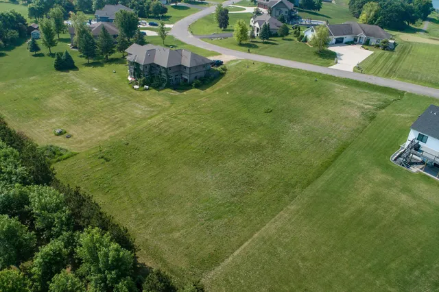 $85,000 | 3509 Pebble Hills Drive, Fergus Falls, MN 56537