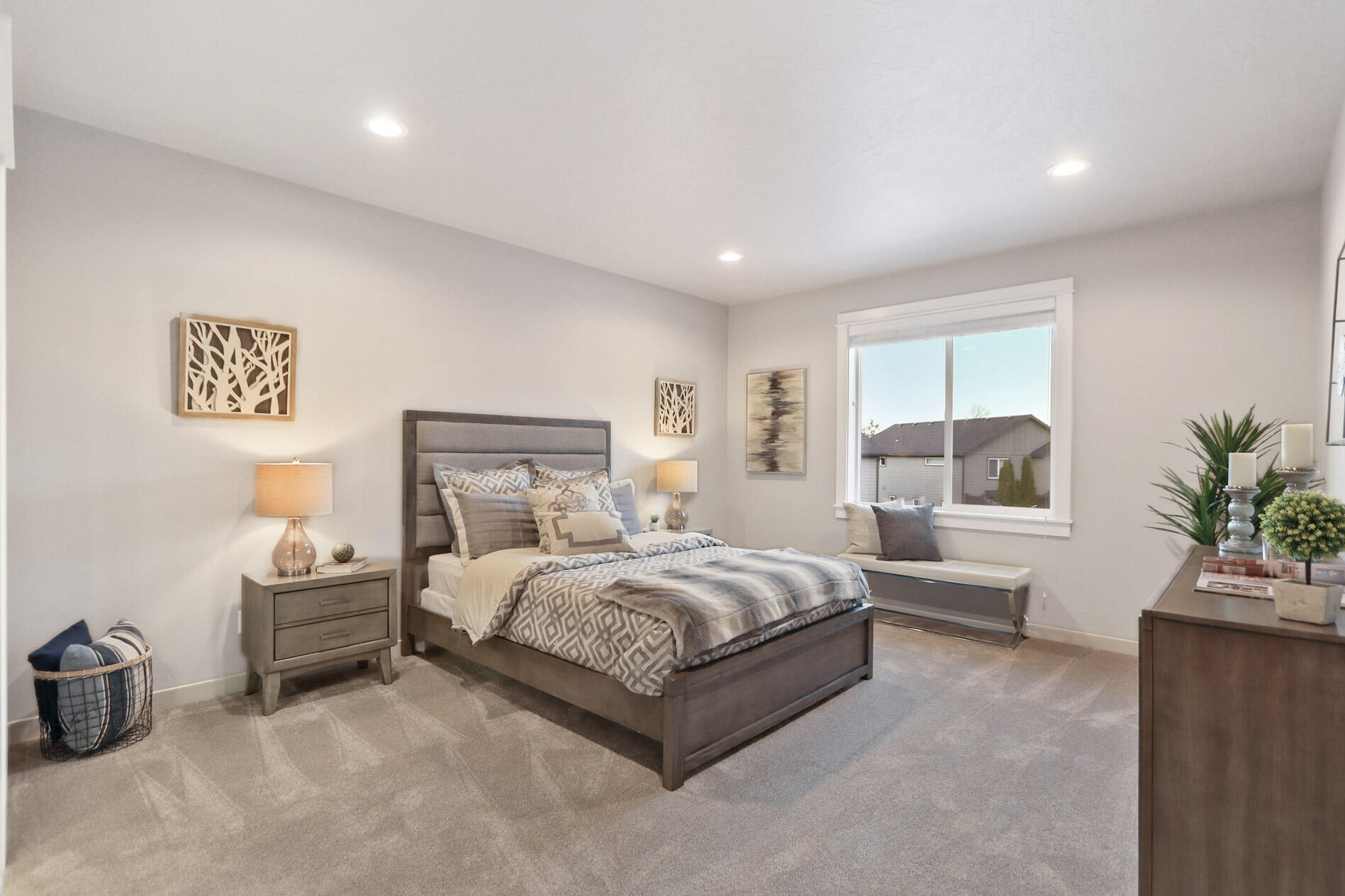 618 North Reed Street Sisters, OR 97759 - Photo 21 of 22 Orchard - Master Bedroom