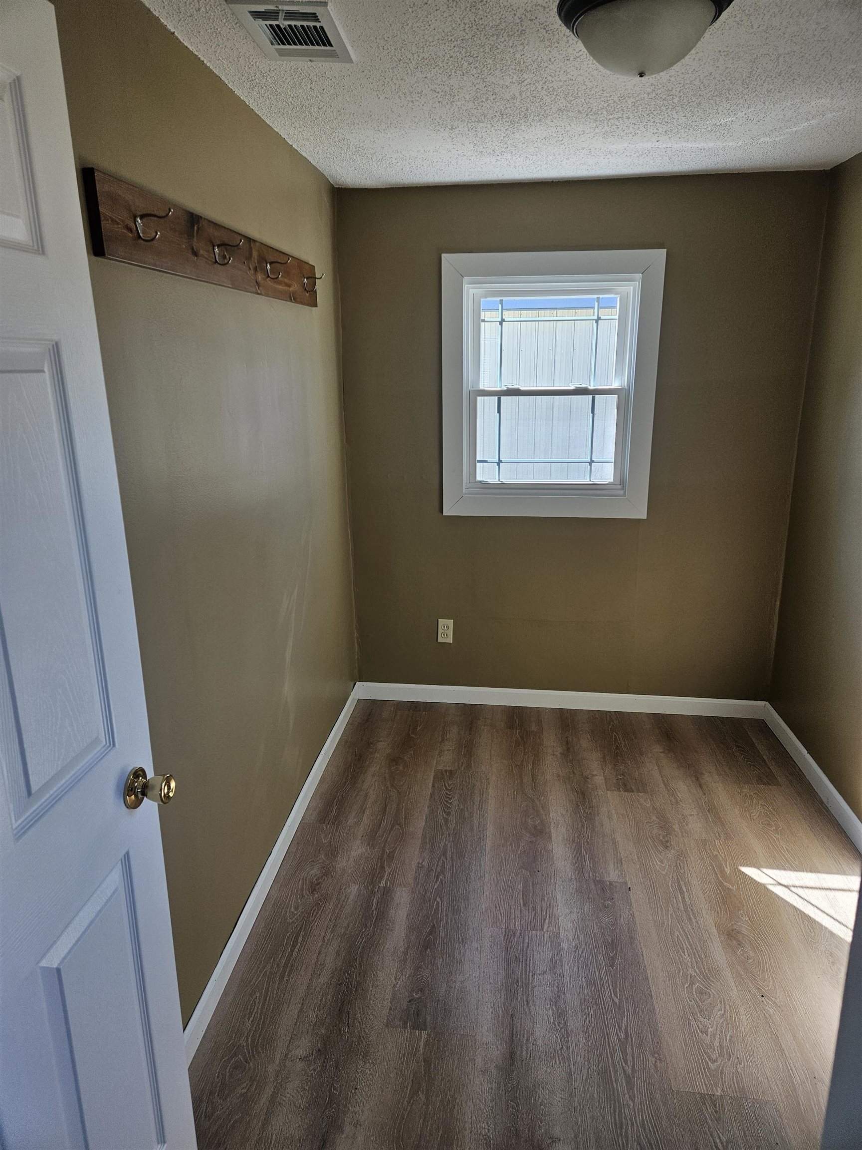 4193 East Oakley Road Harrison, MI 48625 - Photo 11 of 23