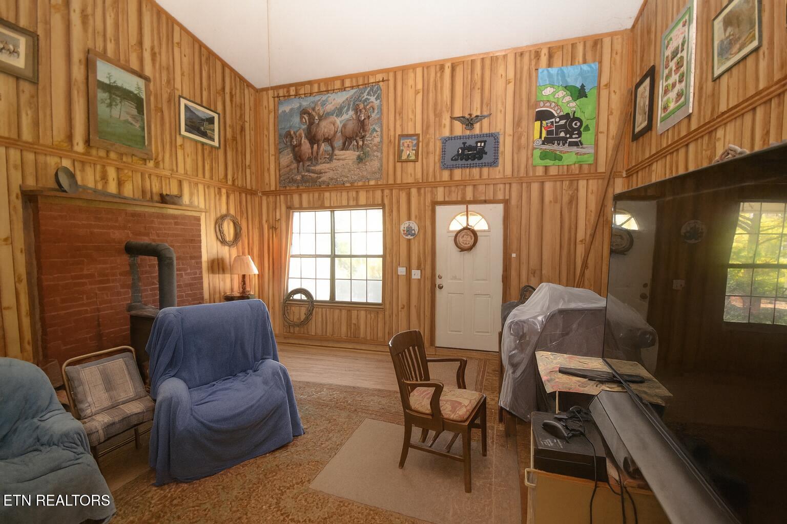 1894 Paint Rock Valley Road Philadelphia, TN 37846 - Photo 11 of 21 Revised Living Room