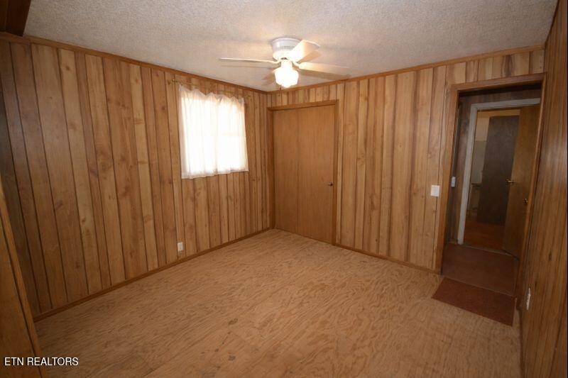 1894 Paint Rock Valley Road Philadelphia, TN 37846 - Photo 12 of 22 Dinning Rm / Office AI Enhanced