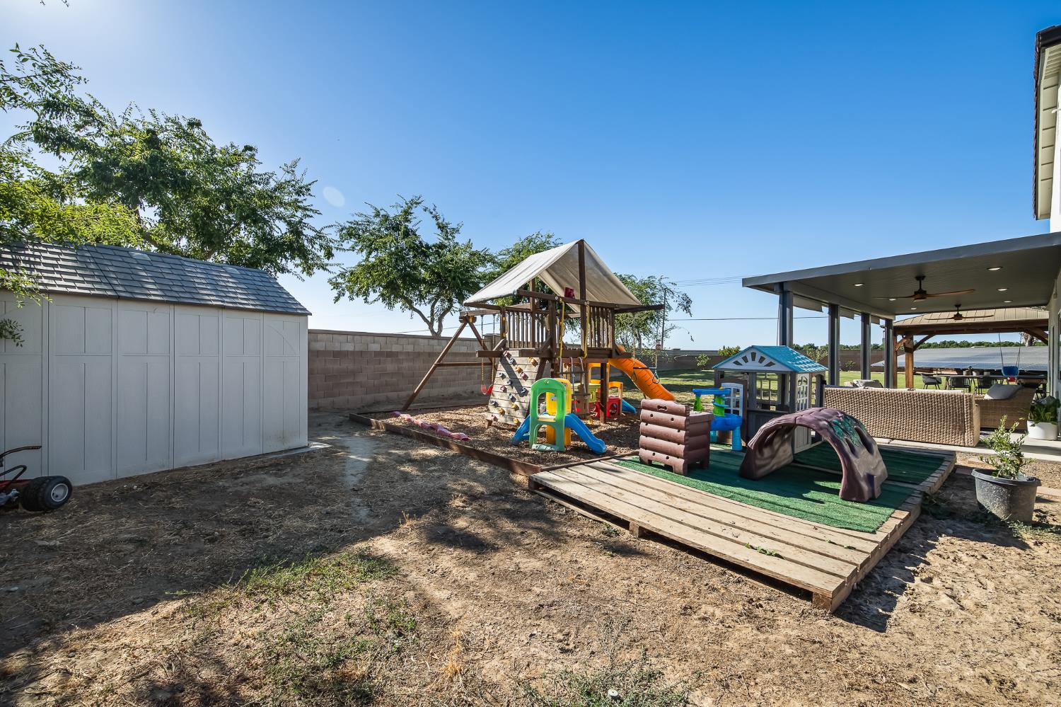 2476 North Riesling Avenue Hanford, CA 93230 - Photo 66 of 77