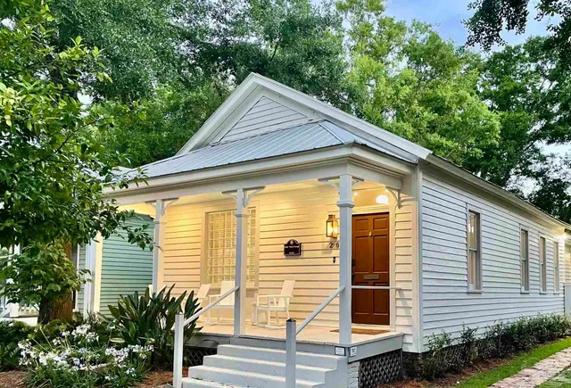 $888,888 | 216 Church Street, Pensacola, FL 32502