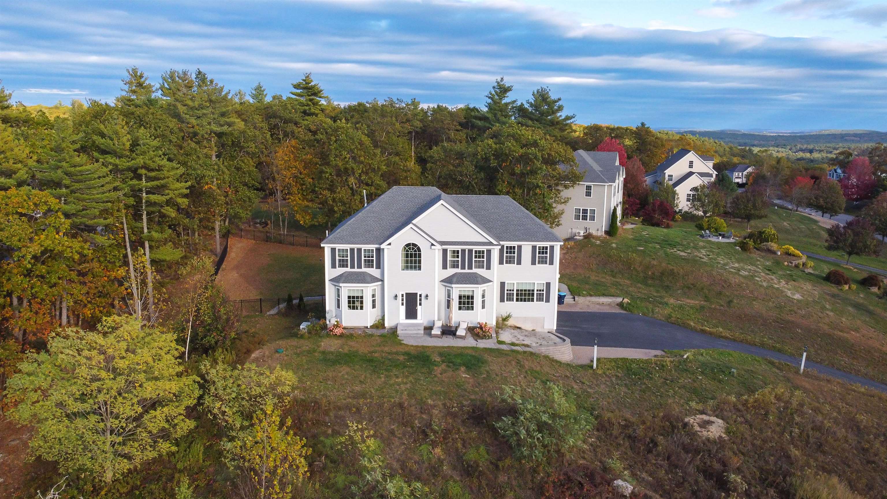 23 Ryan Farm Road Windham, NH 03087 - Photo 4 of 44