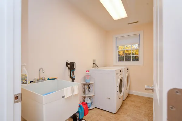 $1,190,000 | 23 Ryan Farm Road, Windham, NH 03087