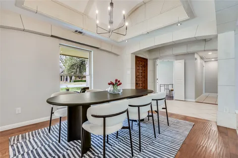 $939,000 | 6905 Treaty Oak Circle, Austin, TX 78749