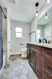 $939,000 | 6905 Treaty Oak Circle, Austin, TX 78749
