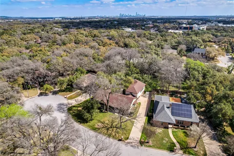$939,000 | 6905 Treaty Oak Circle, Austin, TX 78749