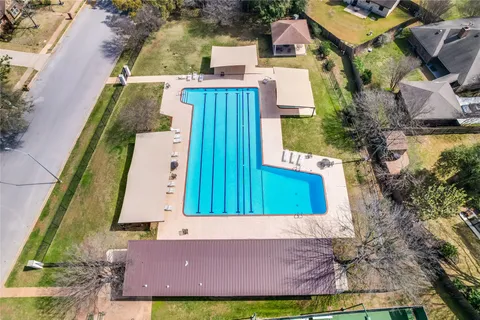 $939,000 | 6905 Treaty Oak Circle, Austin, TX 78749