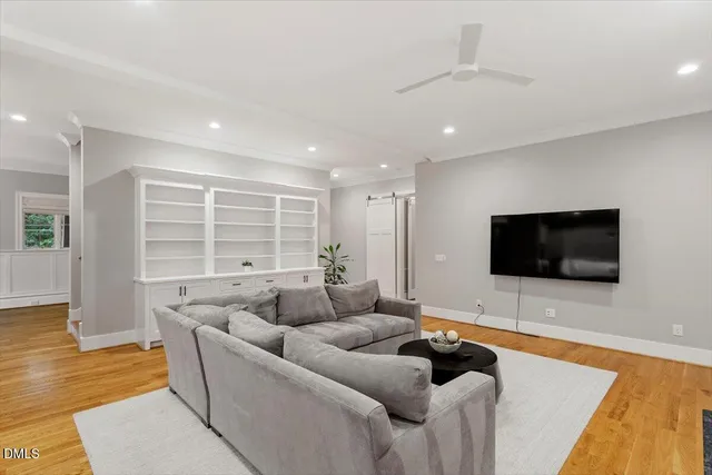 $1,275,000 | 1103 Roosevelt Drive, Chapel Hill, NC 27514