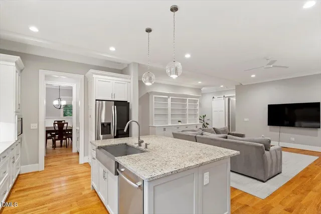 $1,275,000 | 1103 Roosevelt Drive, Chapel Hill, NC 27514