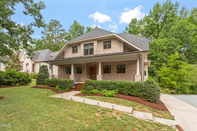 $1,275,000 | 1103 Roosevelt Drive, Chapel Hill, NC 27514