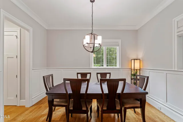 $1,275,000 | 1103 Roosevelt Drive, Chapel Hill, NC 27514