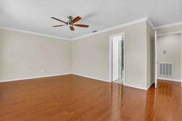 $262,900 | 2310 Keyhole Lane, Houston, TX 77084