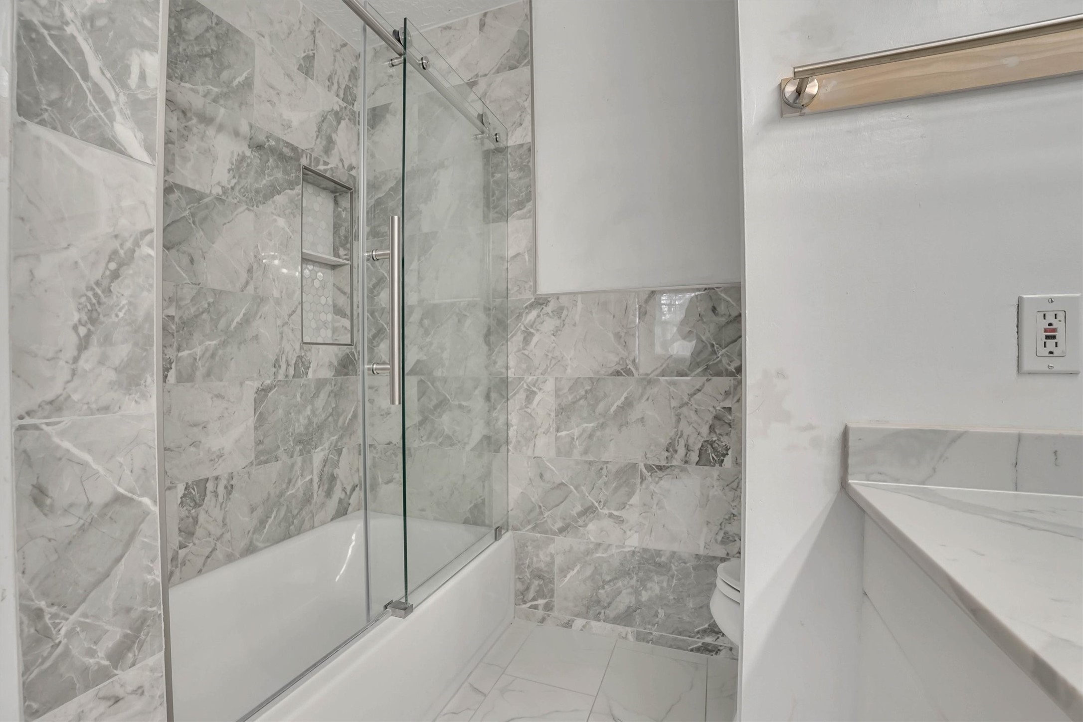 2310 Keyhole Lane Houston, TX 77084 - Photo 34 of 40 a bathroom with a bathtub and shower