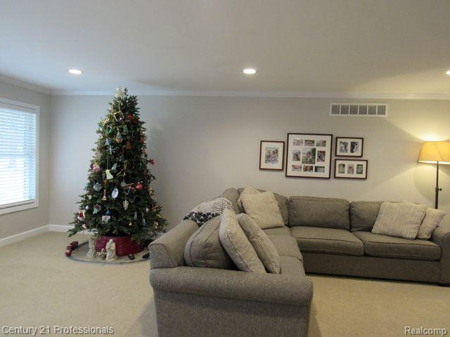966 West Predmore Road Oakland, MI 48363 - Photo 4 of 23 Gallery Image 4