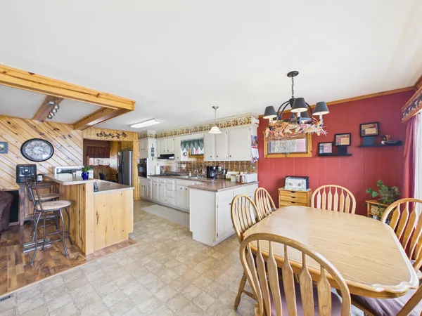 $525,000 | 30602 440th Street, Melrose, MN 56352