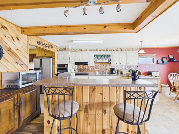 $525,000 | 30602 440th Street, Melrose, MN 56352