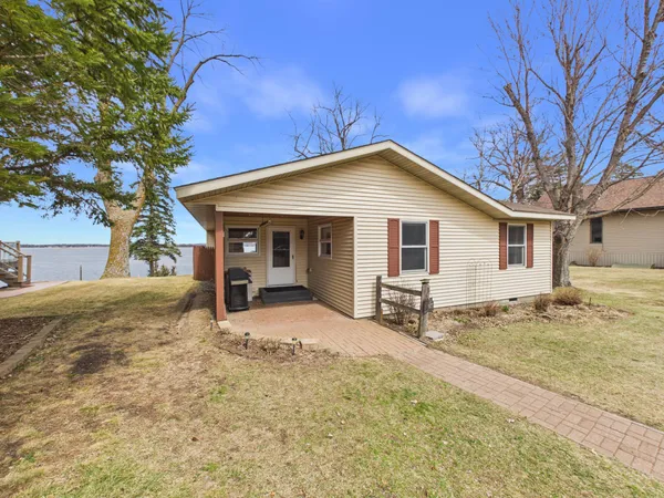 $525,000 | 30602 440th Street, Melrose, MN 56352