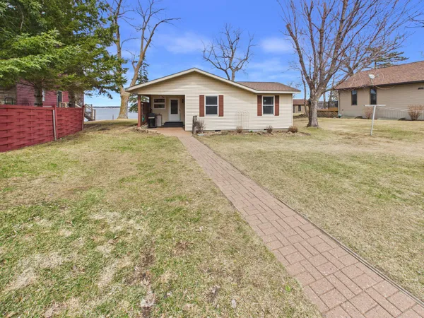 $525,000 | 30602 440th Street, Melrose, MN 56352