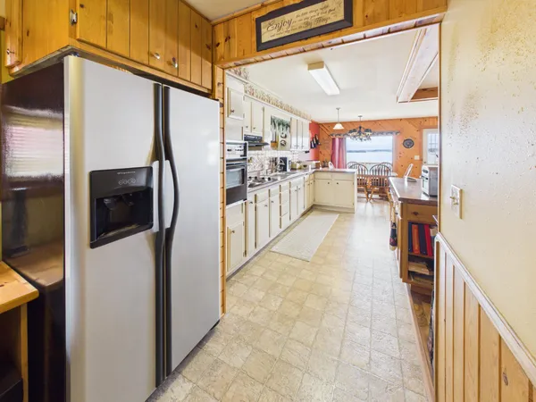 $525,000 | 30602 440th Street, Melrose, MN 56352