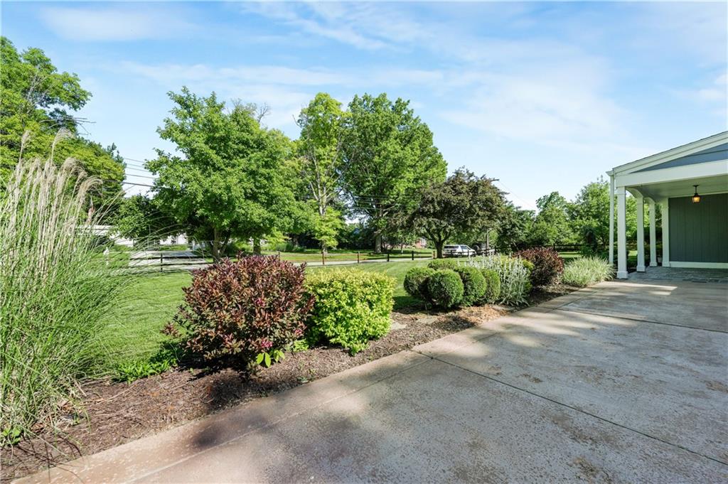 6 Old Farm Road Carnegie, PA 15106 - Photo 29 of 38